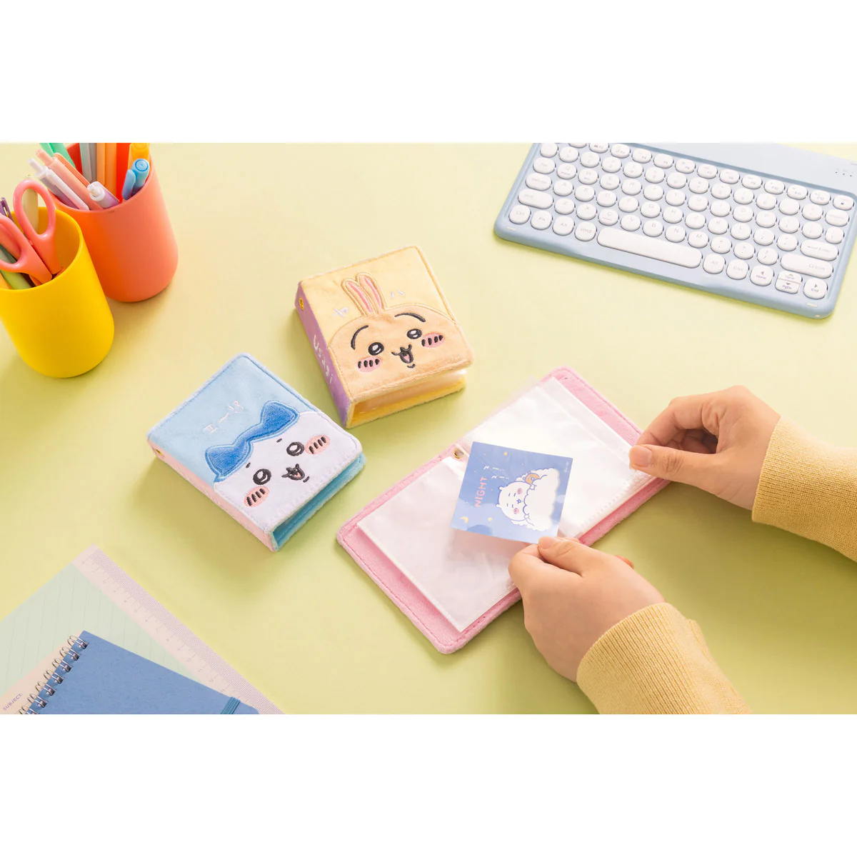 ちいかわ カードやステッカーが入る！コレクトブック（ラッコ） - Image 3