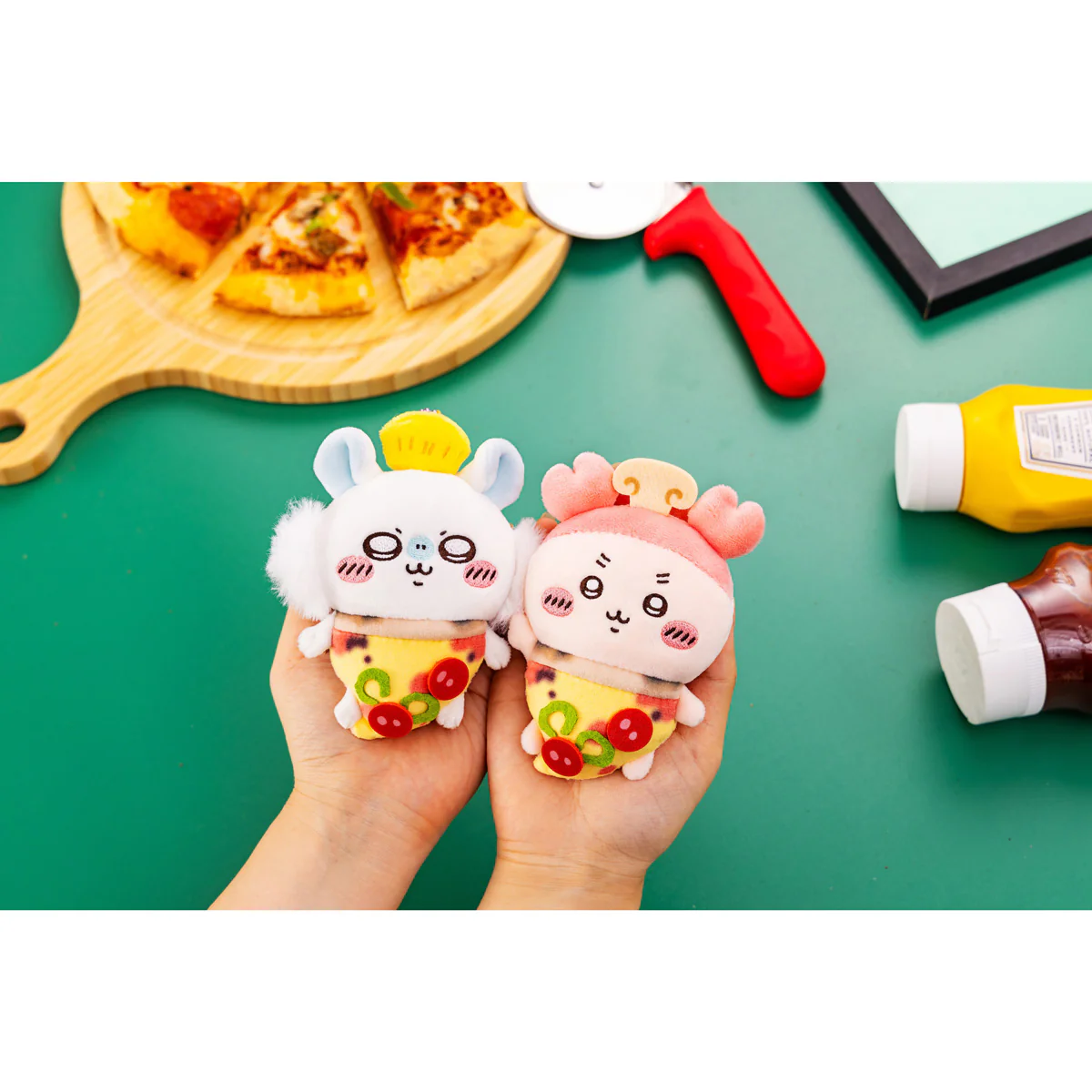 【予約】ちいかわ おそろいピザなマスコット(モモンガ)【2024年10月中旬より順次発送予定(発送延期の場合もキャンセル不可)】【通常商品と同時購入・配送希望日指定不可】【キャンペーン対象外】 - Image 2