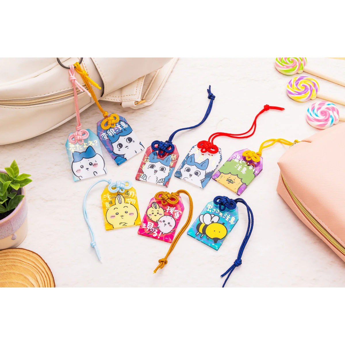 ちいかわ パラレルワールド!? トレーディングお守り風アクリルキーホルダー(全8種) - Image 2
