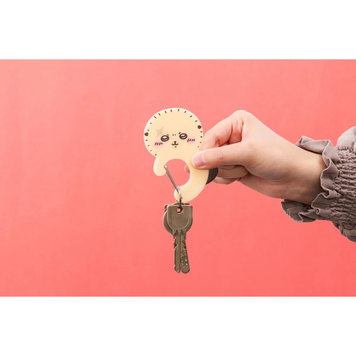 ちいかわ ダイカットアクリルカラビナ（くりまんじゅう） - Image 5