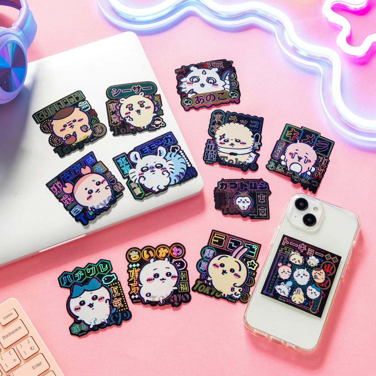ちいかわ トーキョーちいかわ スマホに貼れるサイズのステッカー（モモンガ） - Image 2