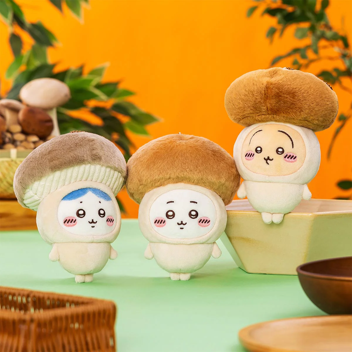 【予約】ちいかわ 季節だもん♫ マスコット（ハチワレ）【2025年10月中旬より順次発送予定（発送延期の場合もキャンセル不可）】【通常商品と同時購入・配送希望日指定不可】【キャンペーン対象外】 - Image 2