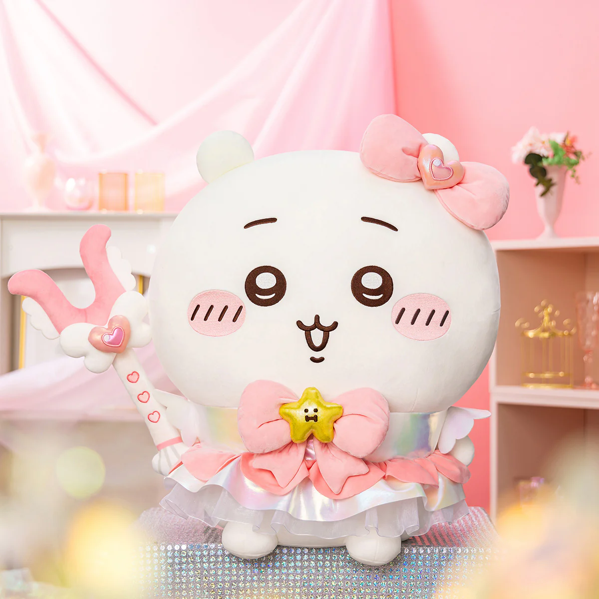 【予約】ちいかわ まじかるちいかわ 超BIG！おすわりぬいぐるみ（ちいかわ）【2026年3月下旬より順次発送予定（発送延期の場合もキャンセル不可）】【通常商品と同時購入・配送希望日指定不可】【キャンペーン対象外】 - Image 2