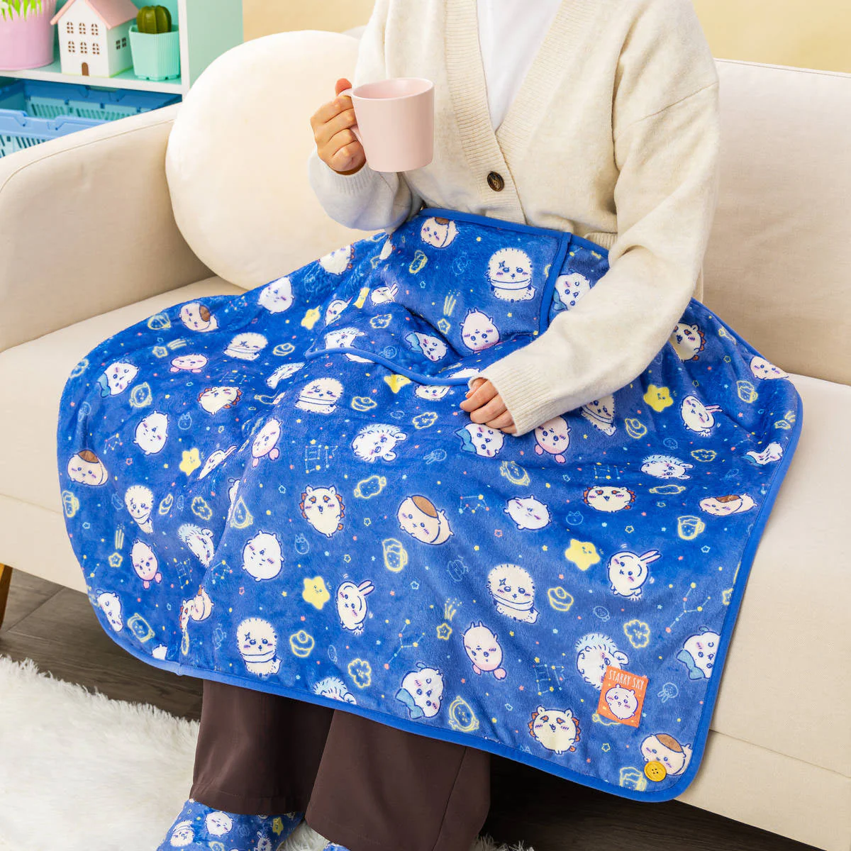 ちいかわ あったか収納ポケット付き3WAYブランケット（星座） - Image 4