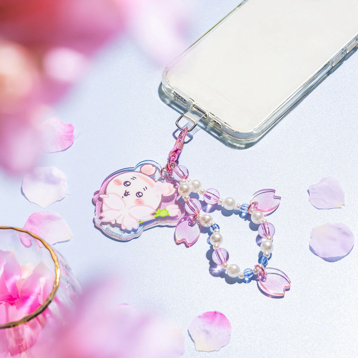 ちいかわ さくらのようせいのビーズ付きアクリルキーホルダー - Image 3