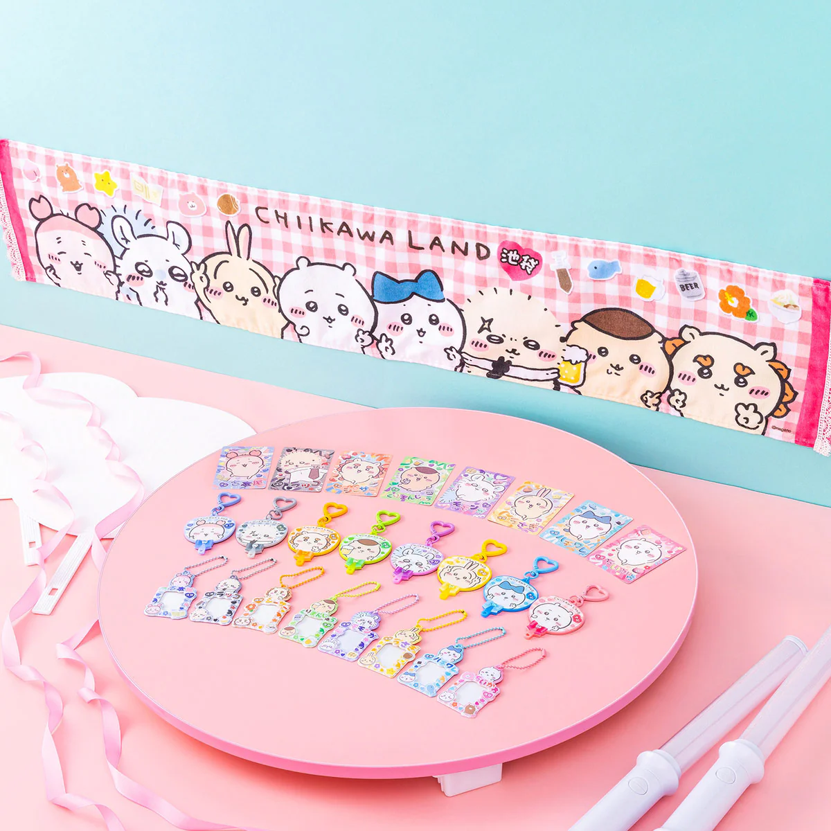ちいかわ Go！IKEBUKURO うちわ型アクリルキーホルダー（シーサー） - Image 2