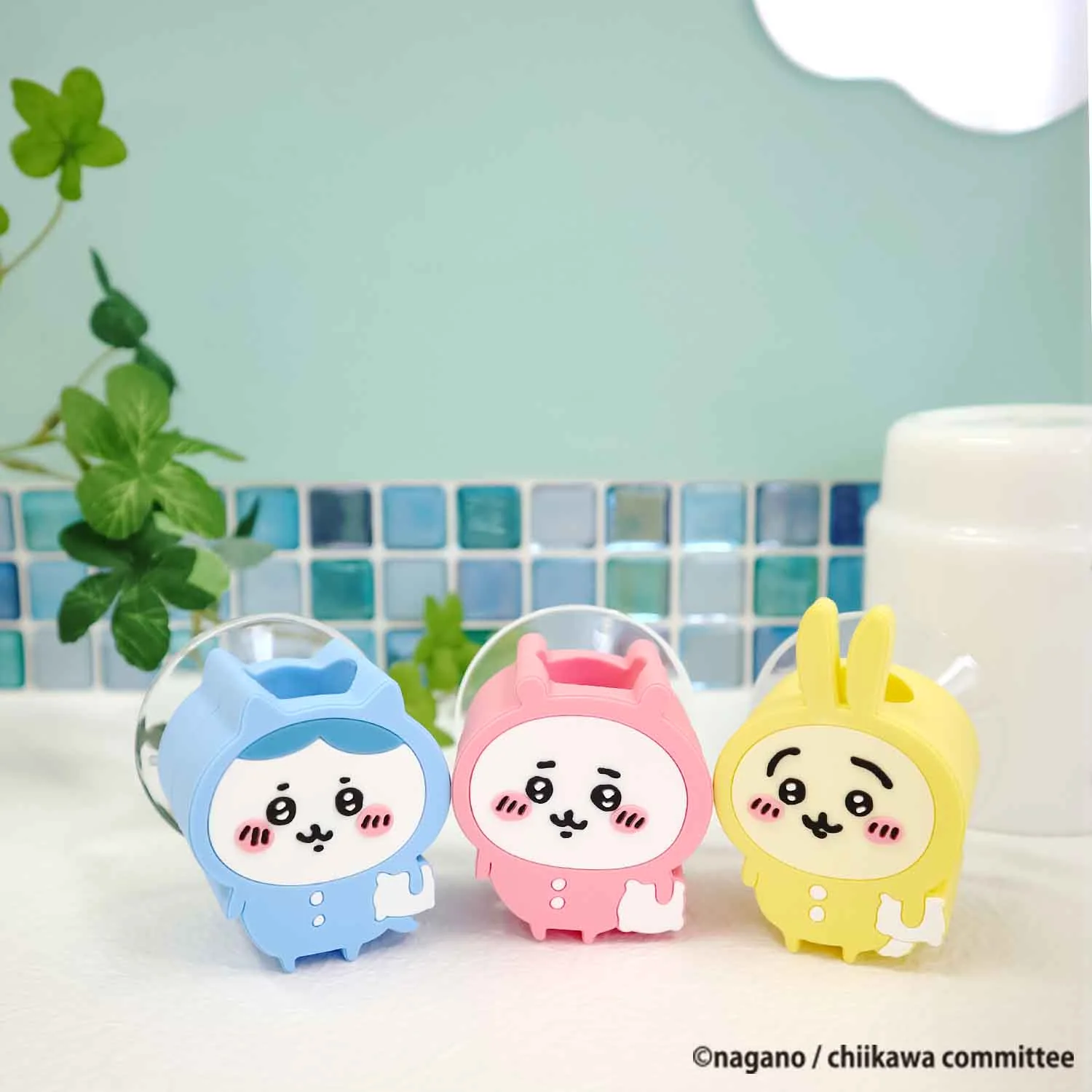ちいかわ 歯ブラシスタンド（うさぎ パジャマパーティー） - Image 2