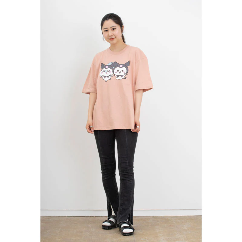 ちいかわ×サンリオキャラクターズ ビックTシャツ モモンガ×クロミ ダスティピンク - Image 2