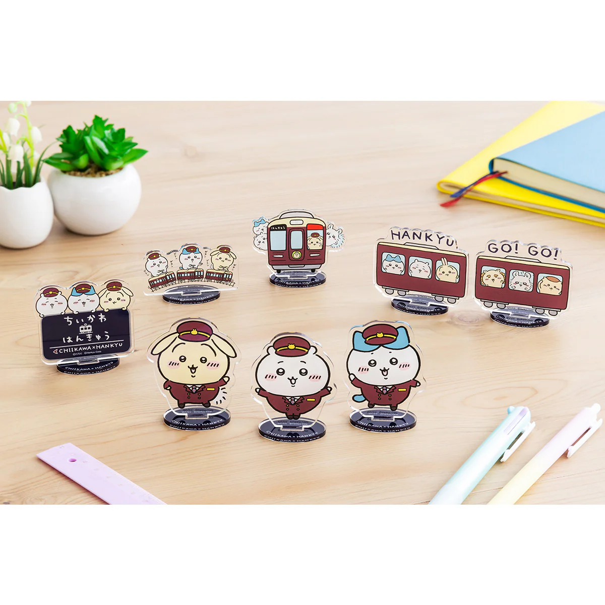 ちいかわ 阪急電車なトレーディングアクリルスタンド（全8種） - Image 2