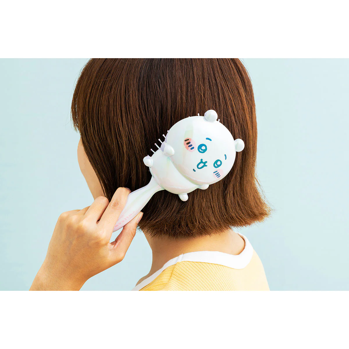 ちいかわ オーロラ ダイカットヘアブラシ（ハチワレ） - Image 3