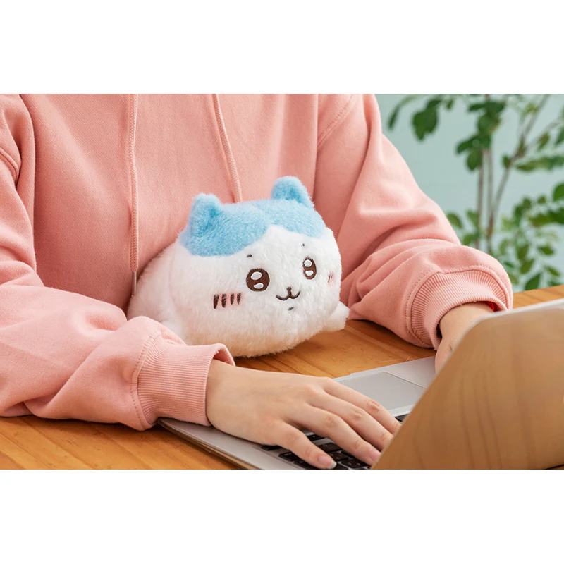 ちいかわ ほわほわぬいぐるみ（ハチワレ） - Image 3