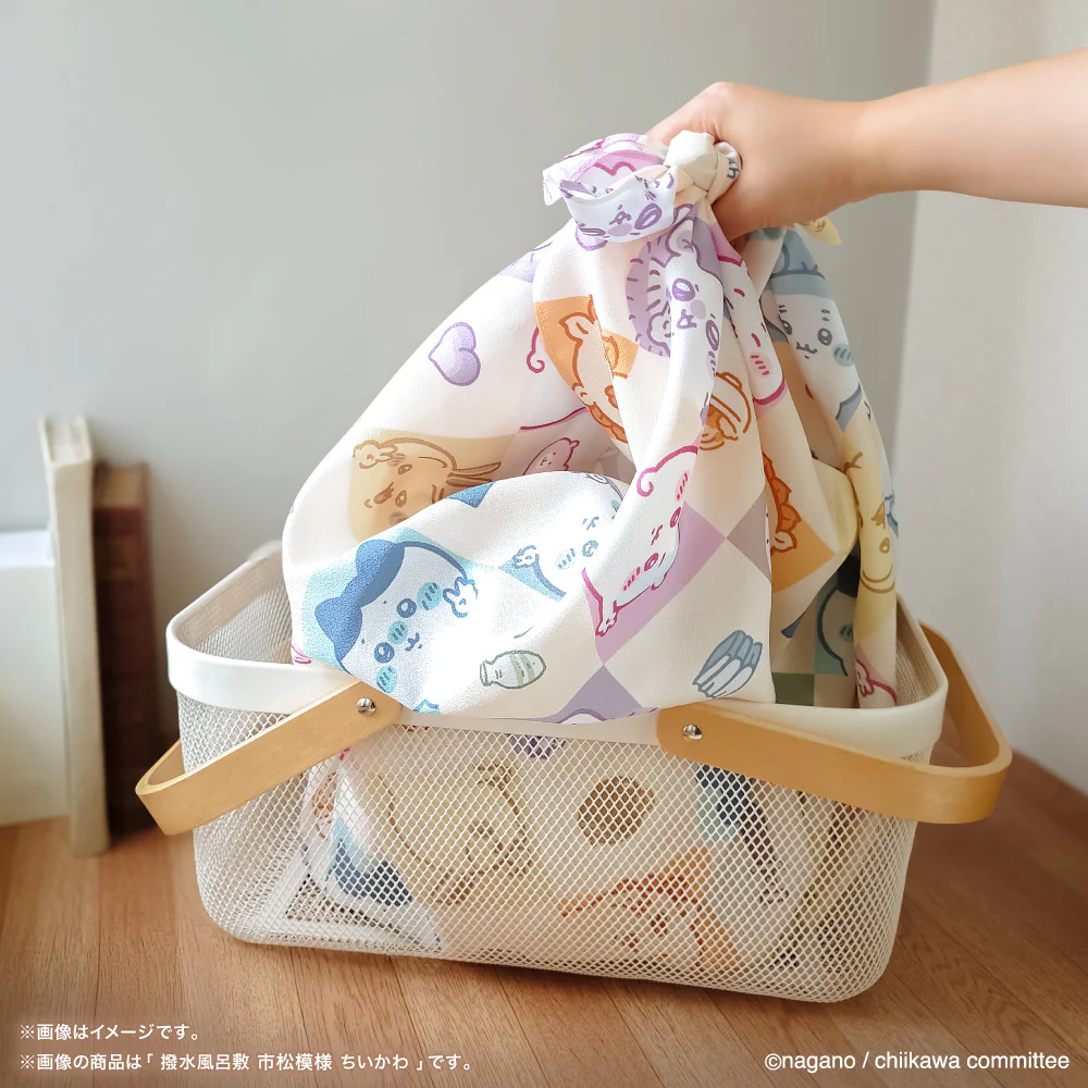 ちいかわ 撥水風呂敷（青海波柄） - Image 7